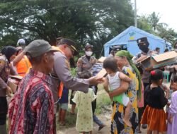 Polwan Lampung Selatan Berbagi Keceriaan dengan Anak-Anak di Pengungsian Banjir