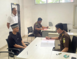 Polres Pringsewu Limpahkan Dua Tersangka Pemeras Kepala Pekon ke Kejaksaan