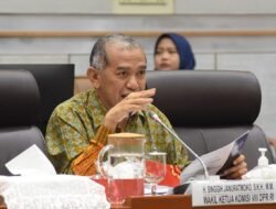 Komisi VIII Raker dengan Mensos, Bahas Efisiensi Anggaran dan Program Kerja