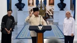 Presiden Prabowo Umumkan Pemberian THR dan Gaji ke-13 bagi 9,4 Juta Aparatur Negara