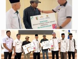 Bupati Pesawaran Serahkan Bantuan Bedah Rumah Layak Sehat dari Baznas untuk Masyarakat Kurang Mampu