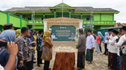 Bupati Ela Launching Poskestren, Upaya Meningkatkan Layanan Kesehatan Bagi Para Santri