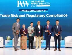 Direktur Jenderal Pengembangan Ekspor Nasional Menjaadi Narasumber Indonesia Maritime Week 2025