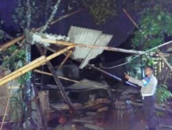 Angin Kencang Rusak Belasan Rumah Warga Di Lampung Timur