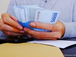 Pemerintah Mulai Salurkan Gaji ke-13, Dongkrak Daya Beli dan Pertumbuhan Ekonomi