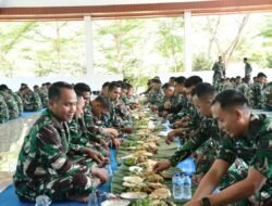 MAKAN SIANG BERSAMA, DALAM JUMAT YANG BERKAH BATALYON INFANTERI 7 MARINIR