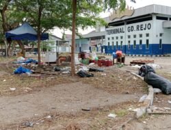 Pasca Pasar Malam, Terminal Gading Rejo Kotor : Dinas Perhubungan Provinsi Lampung Diminta Bertanggung Jawab !