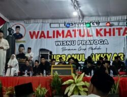 Warga Tambahrejo Barat Hadiri Pengajian Walimatul Khitan Wisnu Prayoga Putra Bapak Wasono.